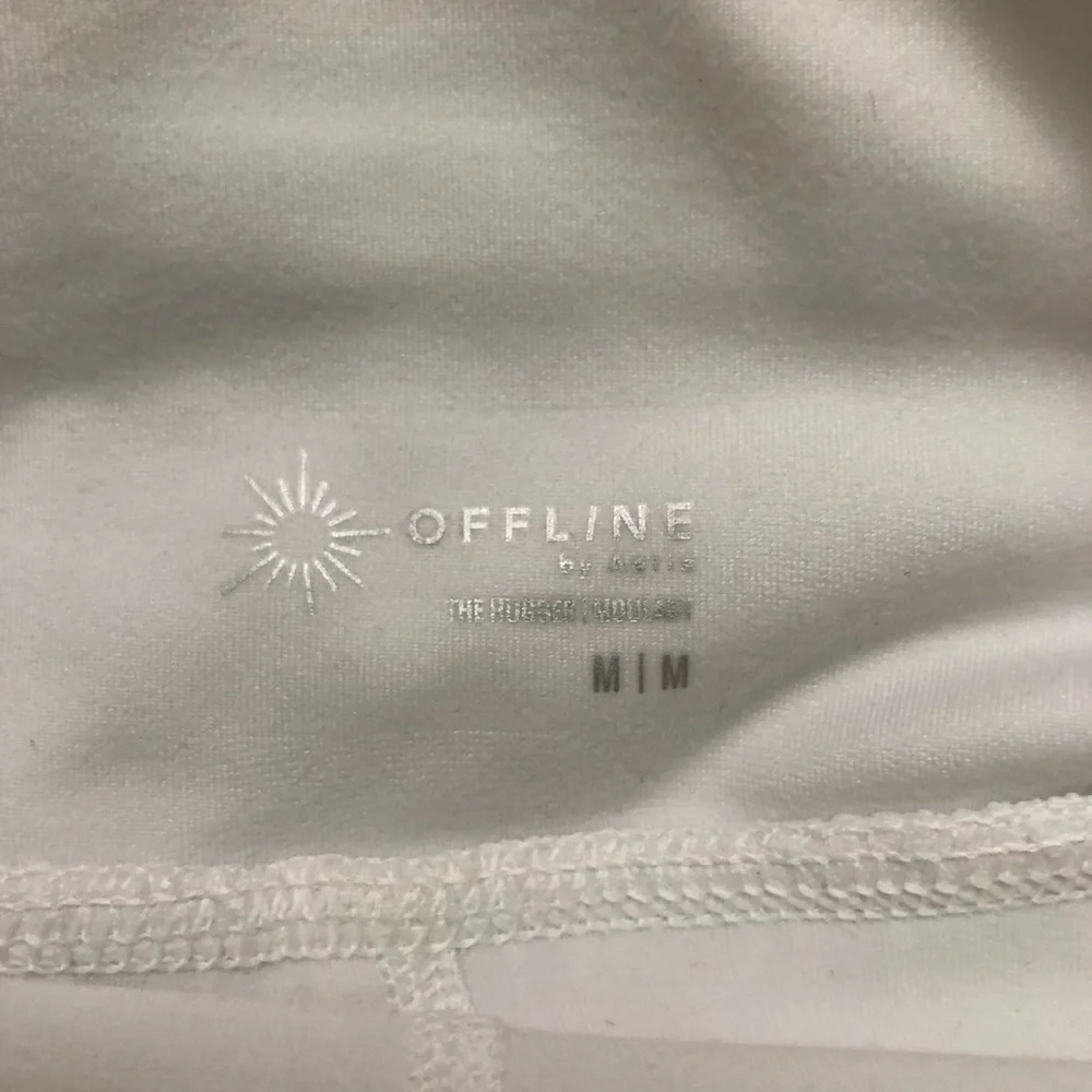 OFFLINE By Aerie The Hugger HomeRun Activewear Athletic White Womens Short M - Picture 2 of 10